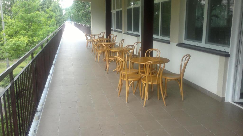 Irss Osrodek Szkoleniowy Hotel Бялобжеги Екстериор снимка